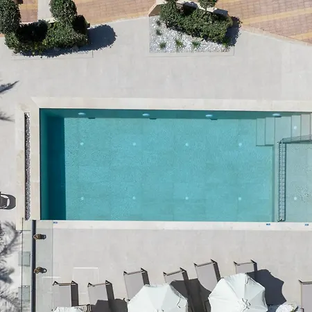 Eko Aparthotel 2*